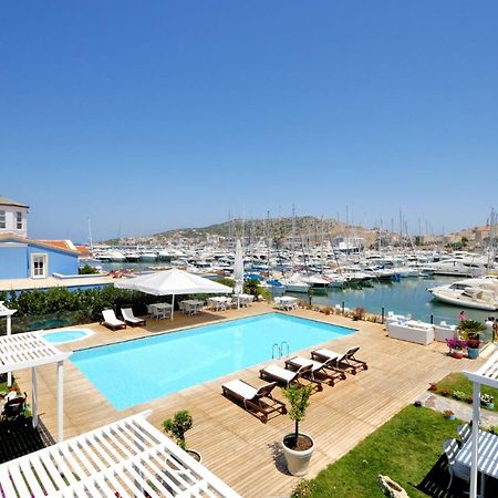 Cesme Marina Konukevi Exteriör bild